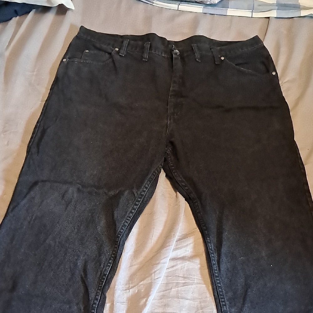 Wrangler Black Straight Jeans Timeless Style